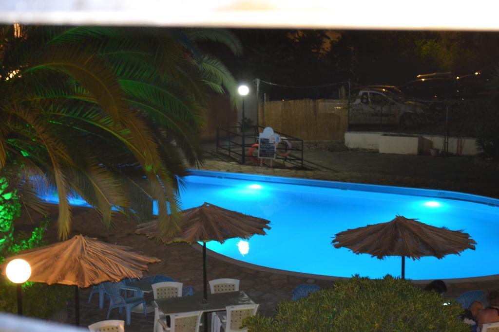 Le Mirage Hotel